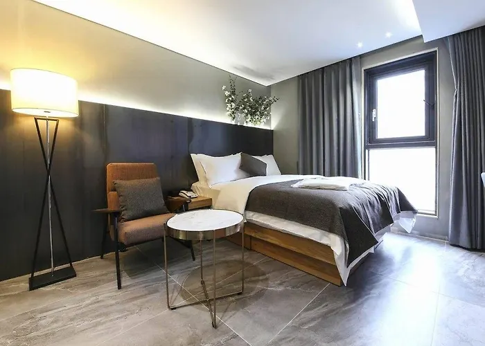 Hotel The Post *